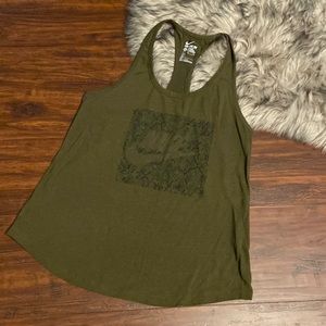 Medium Nike Workout tank top army green